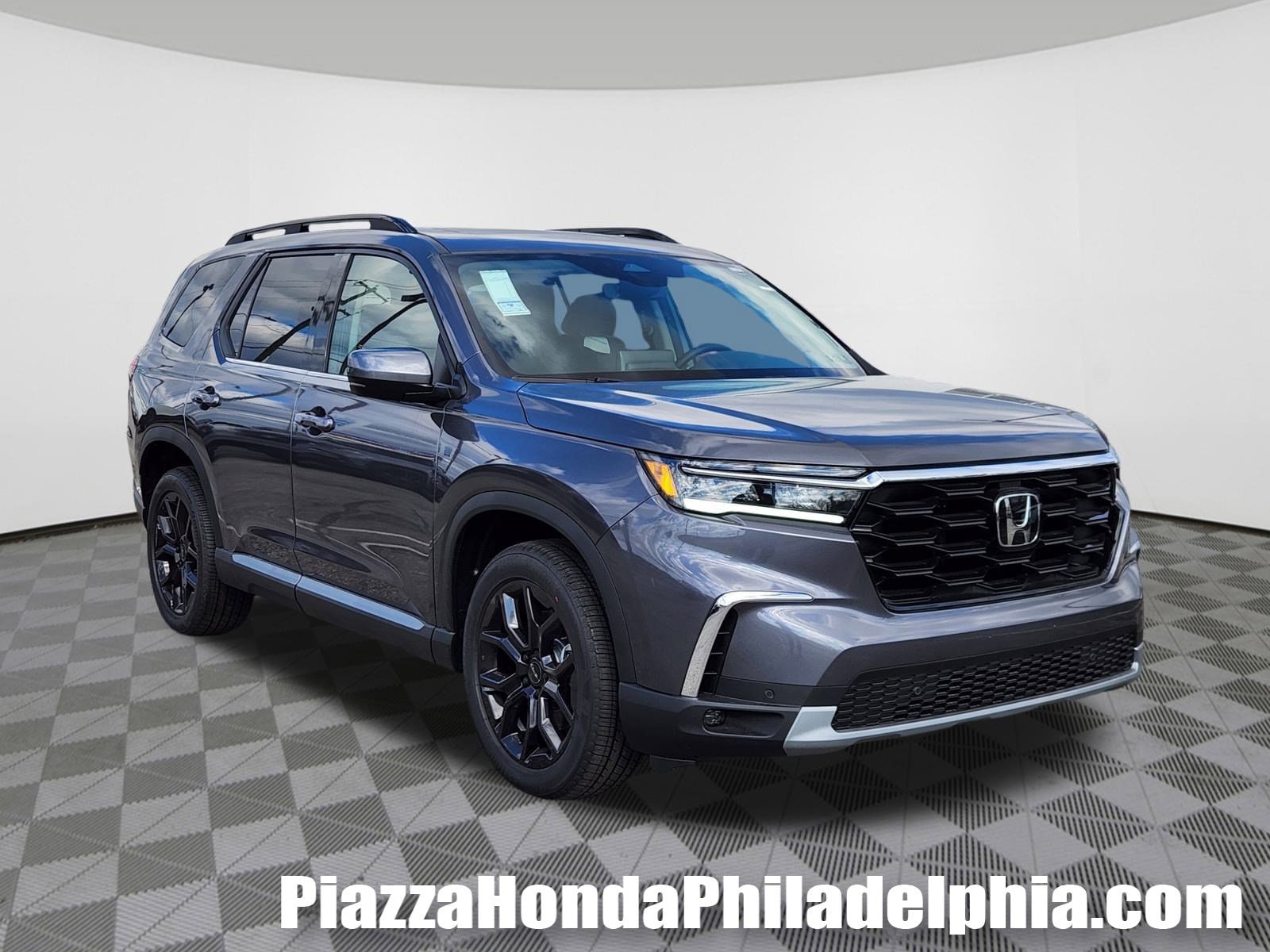 2025 Honda Pilot Touring's photo