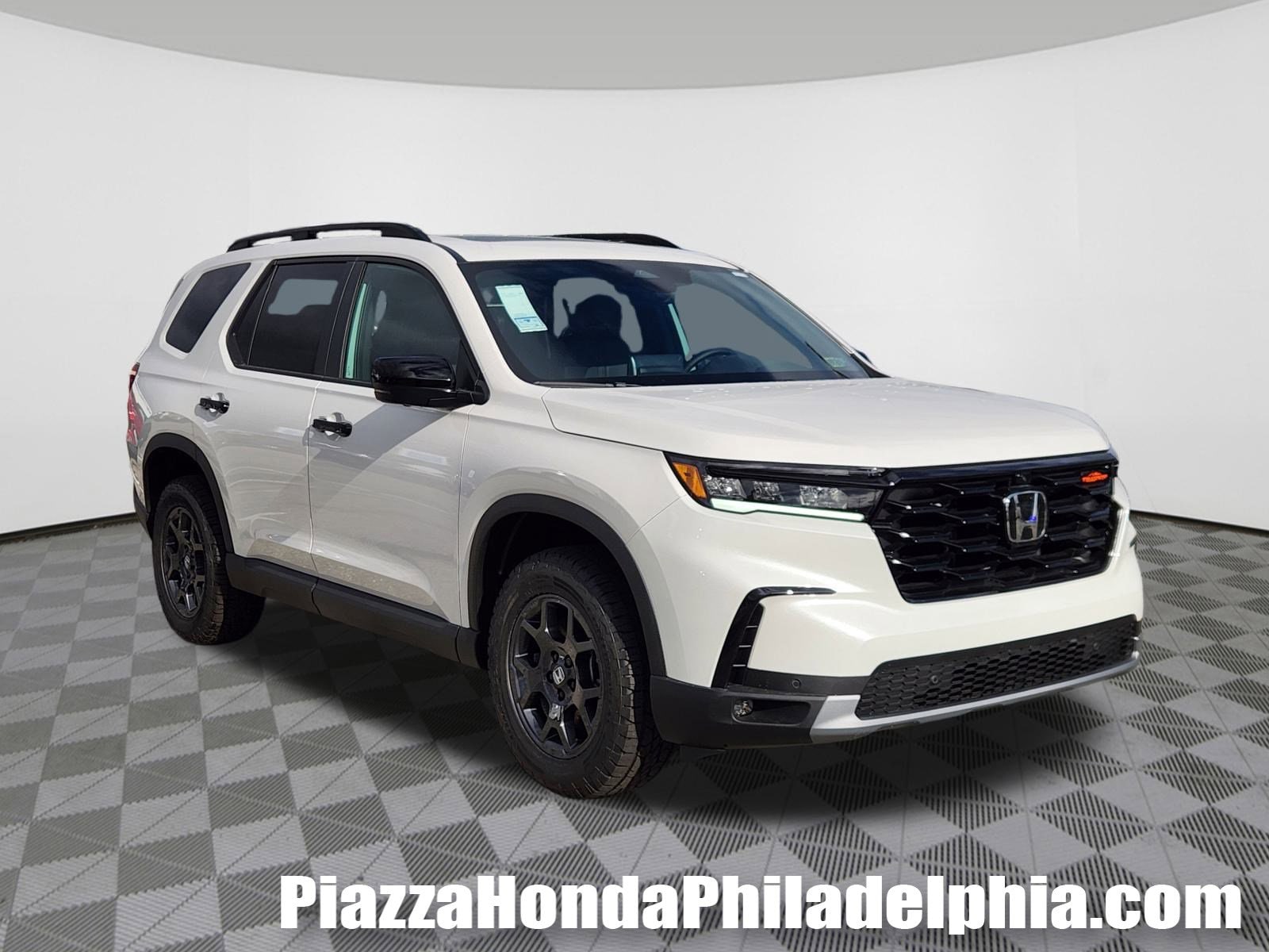 2025 Honda Pilot TrailSport's photo