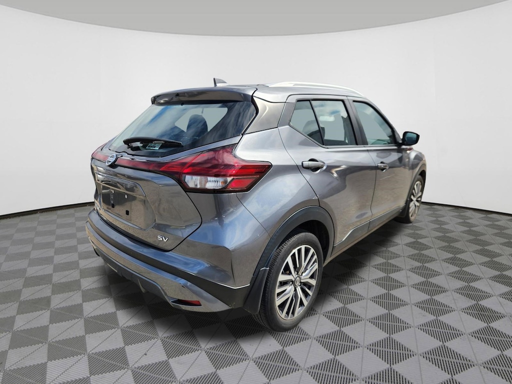 Used 2021 Nissan Kicks SV SUV