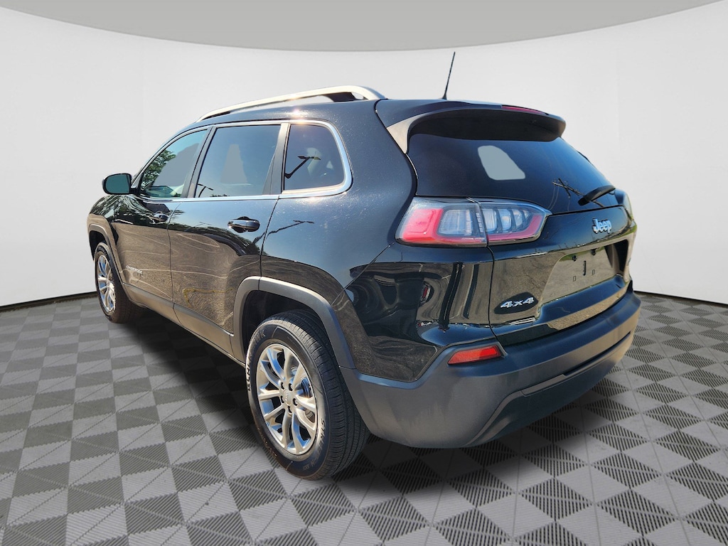 Used 2019 Jeep Cherokee Latitude Plus SUV