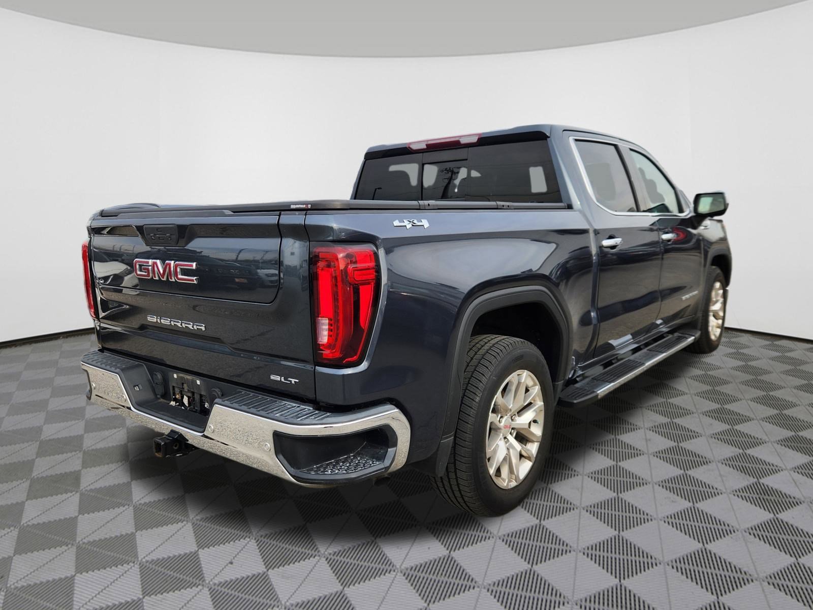 2019 Gmc Sierra 1500 SLT photo 4