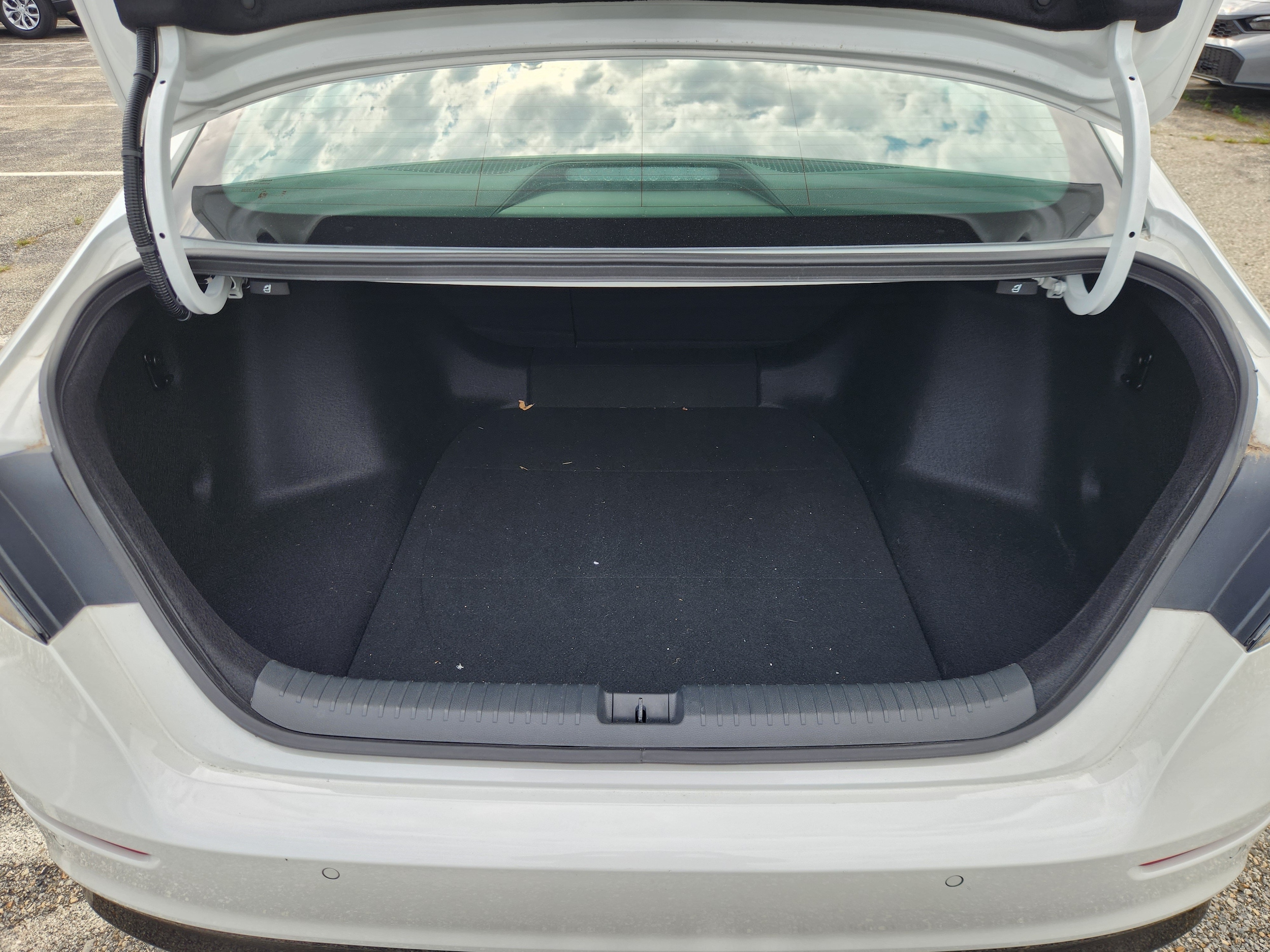 2024 Honda Accord Hybrid EX-L - Photo 19