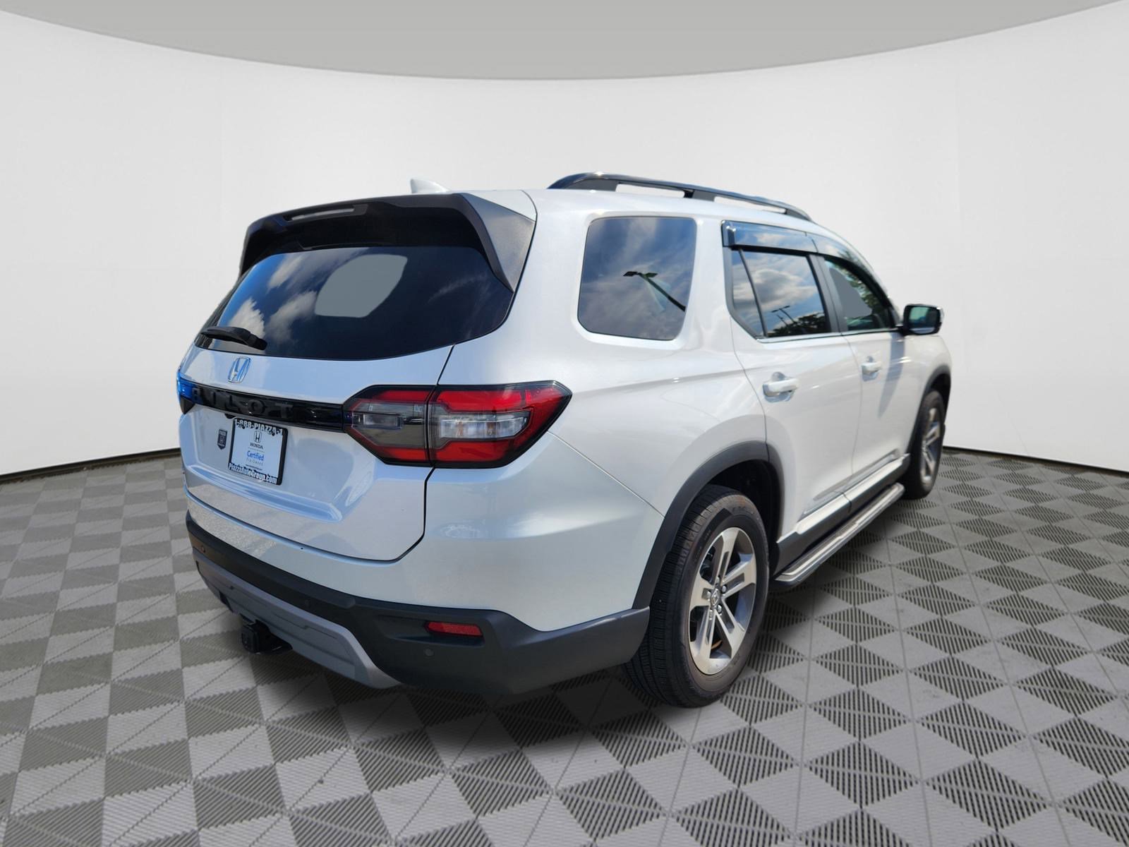 2025 Honda Pilot EX-L photo 2