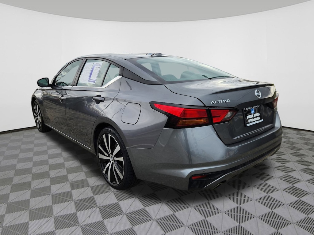 Used 2022 Nissan Altima 2.5 SR Sedan