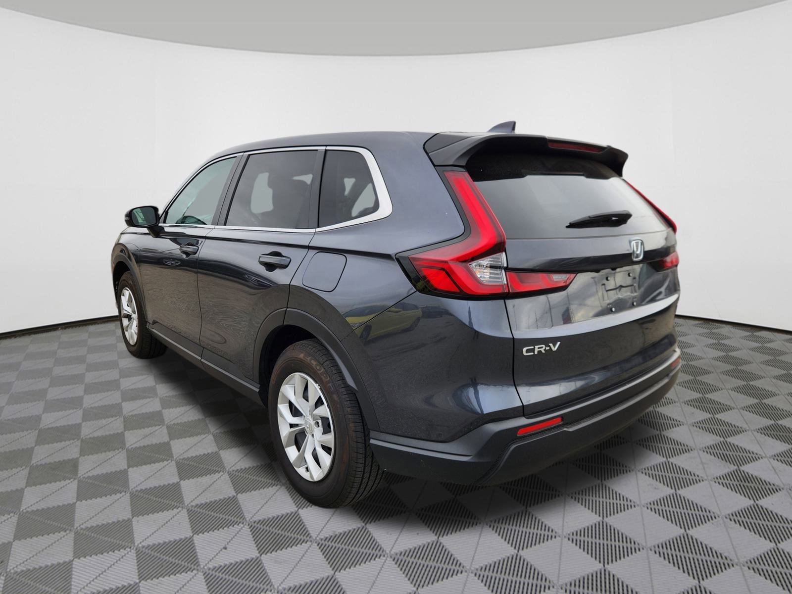 2025 Honda CR-V LX photo 2