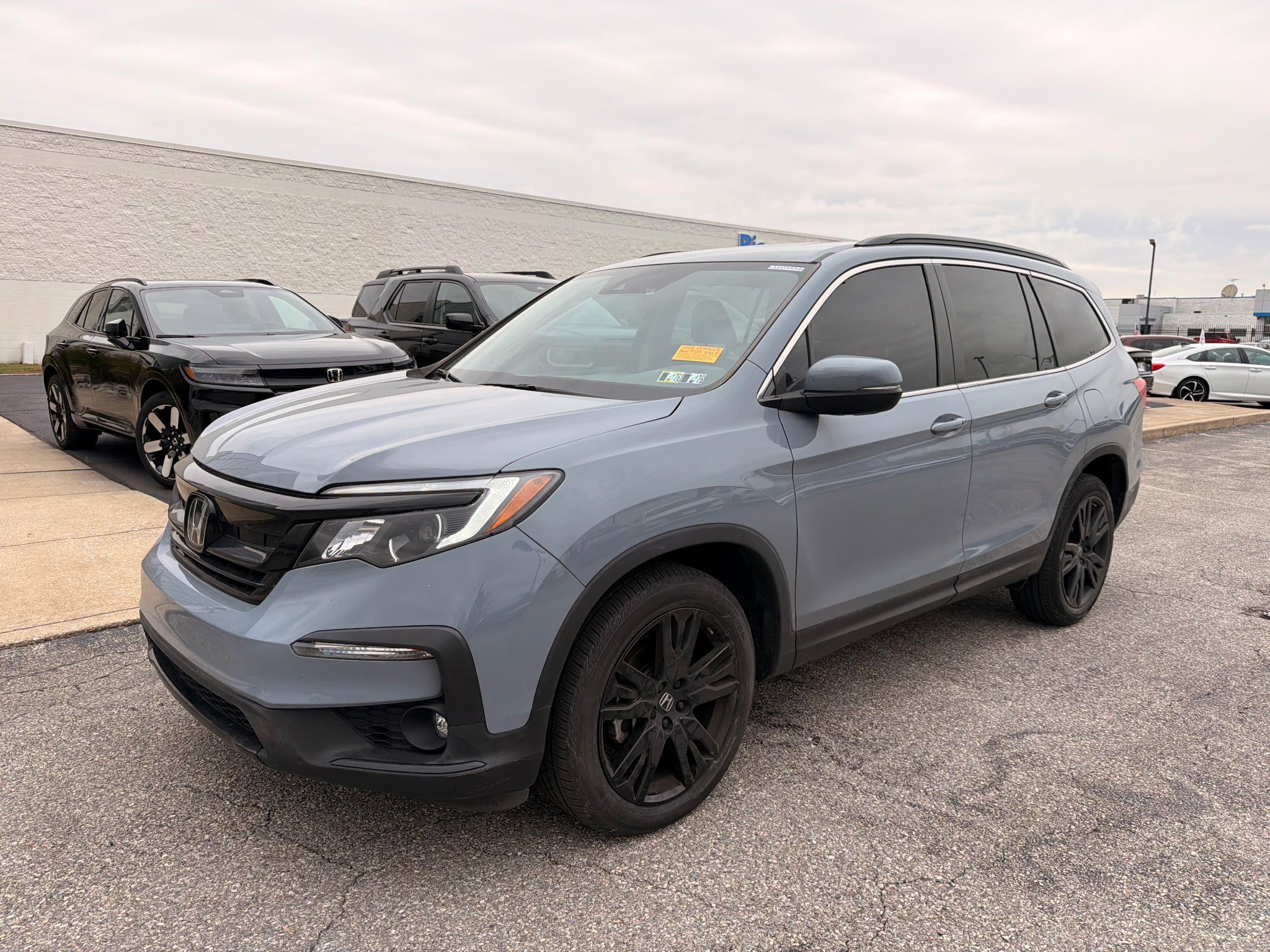 2022 Honda Pilot Special Edition photo 2