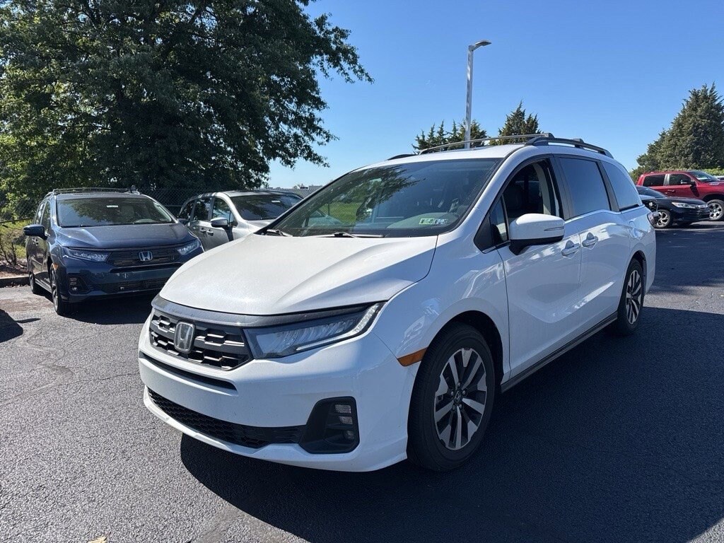 2025 Honda Odyssey EX-L photo 2