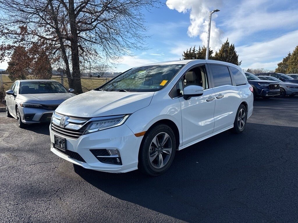 Certified 2018 Honda Odyssey Touring Van