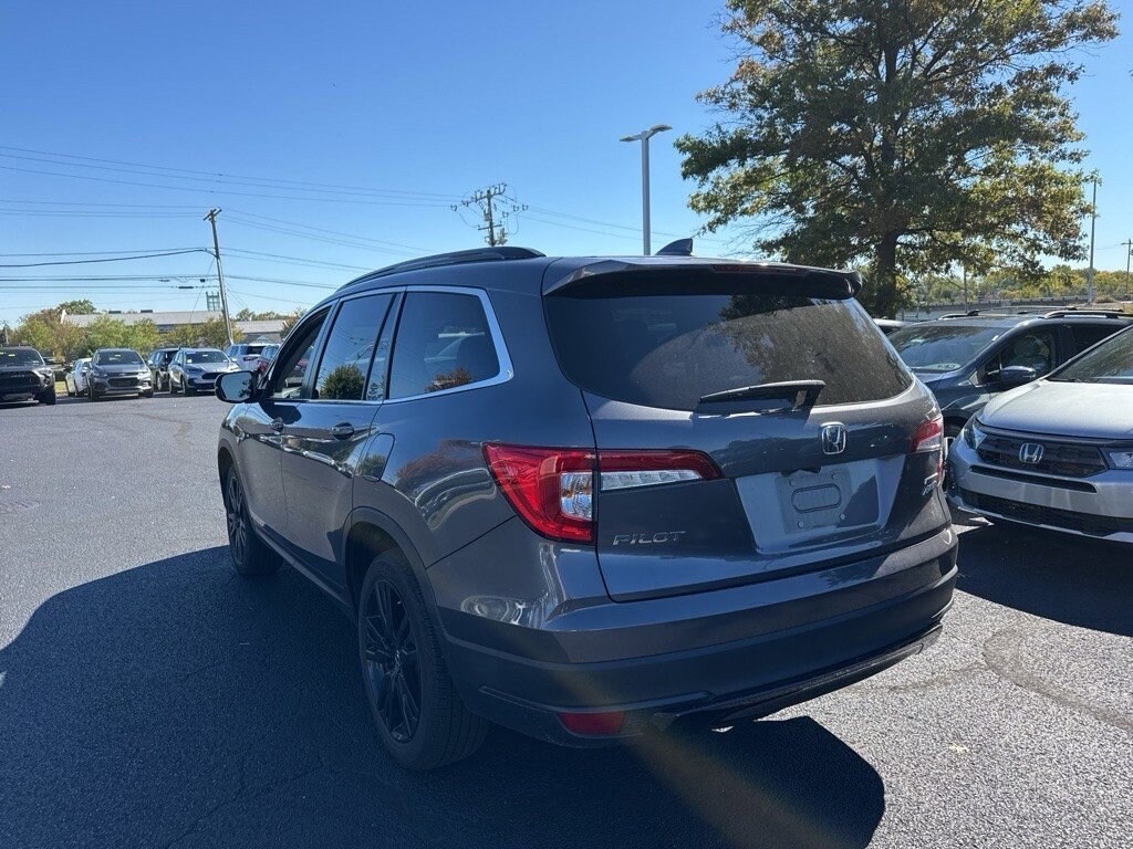 2022 Honda Pilot Special Edition photo 2