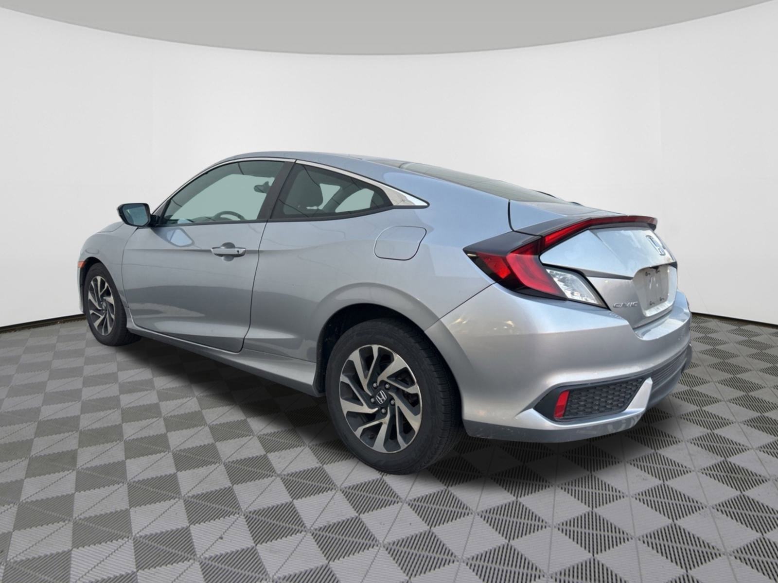 2016 Honda Civic LX photo 3