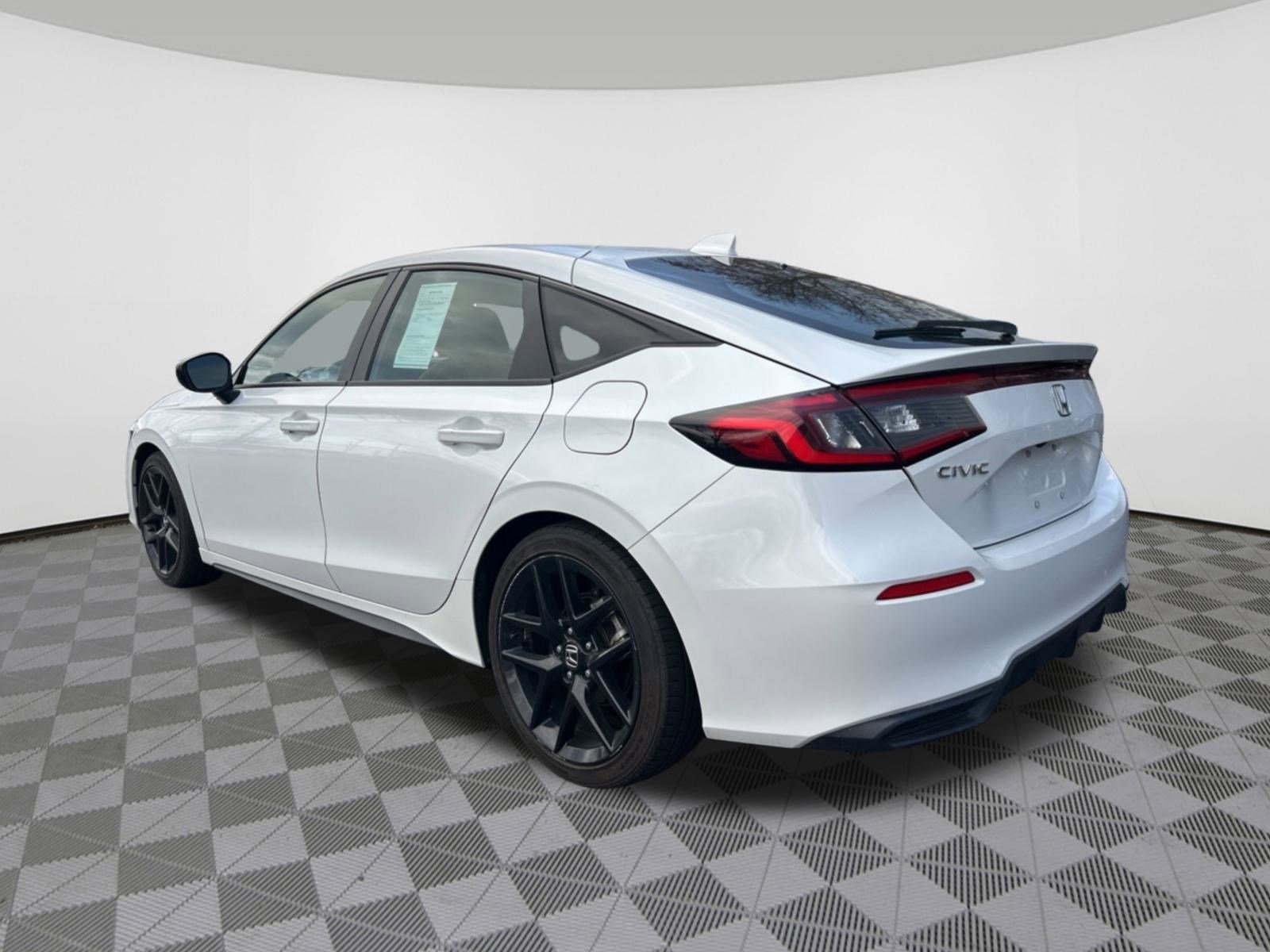 2024 Honda Civic Sport Hatchback photo 4