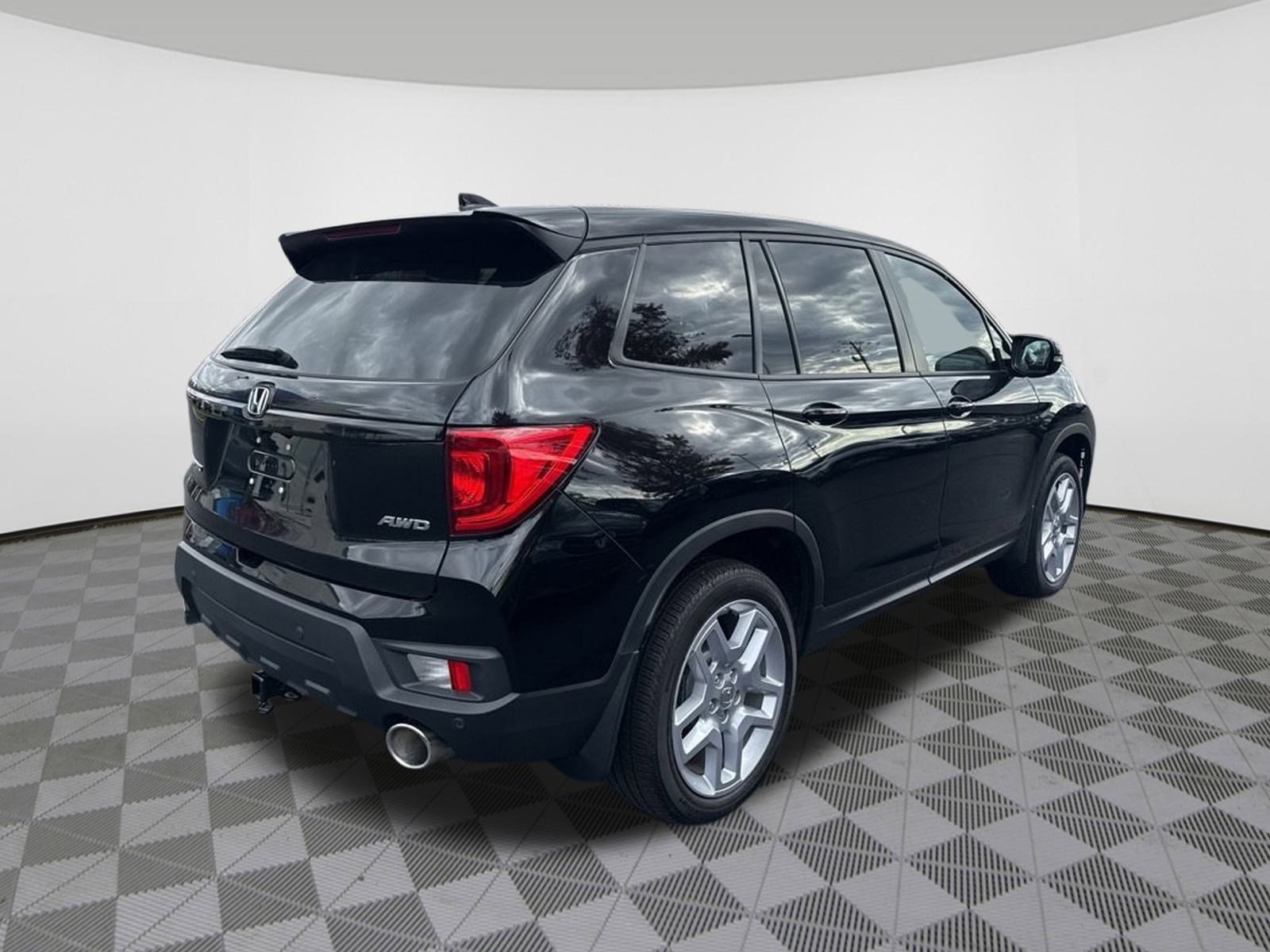 2025 Honda Passport EX-L photo 3