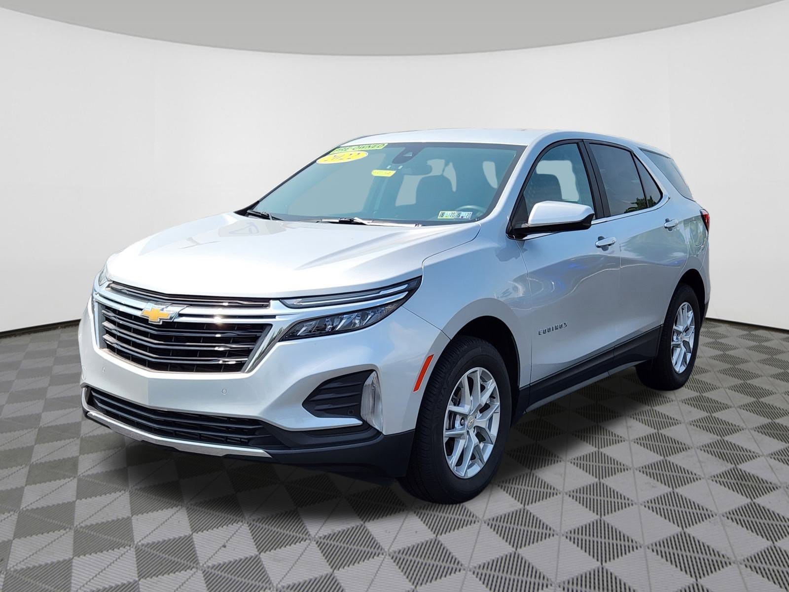 Used 2022 Chevrolet Equinox LT with VIN 3GNAXUEV9NL114964 for sale in Limerick, PA