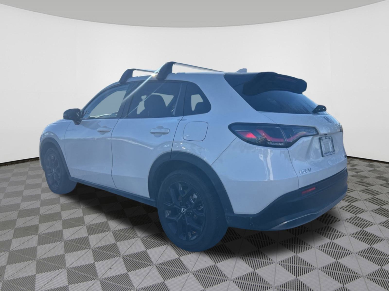 2025 Honda HR-V Sport photo 2