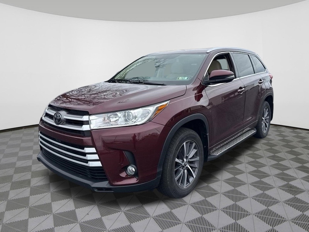 Used 2018 Toyota Highlander XLE SUV