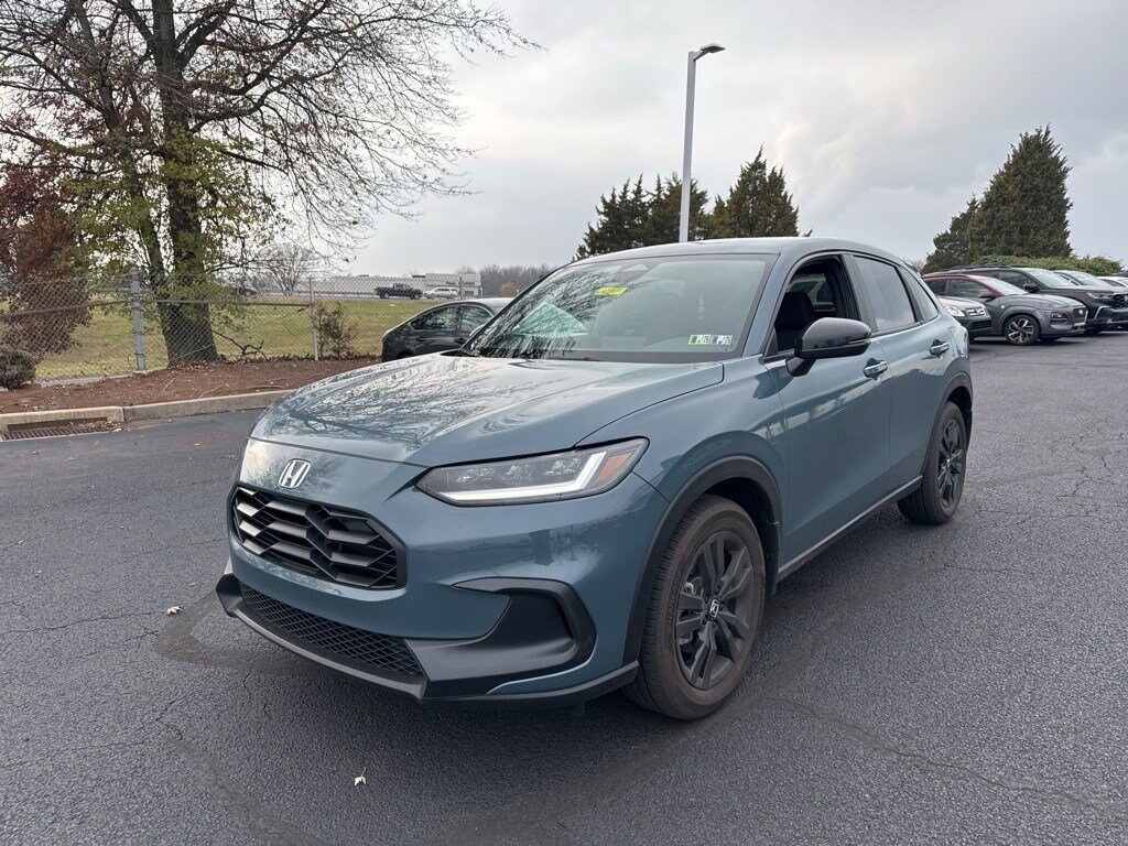 2026 Honda HR-V Sport photo 2