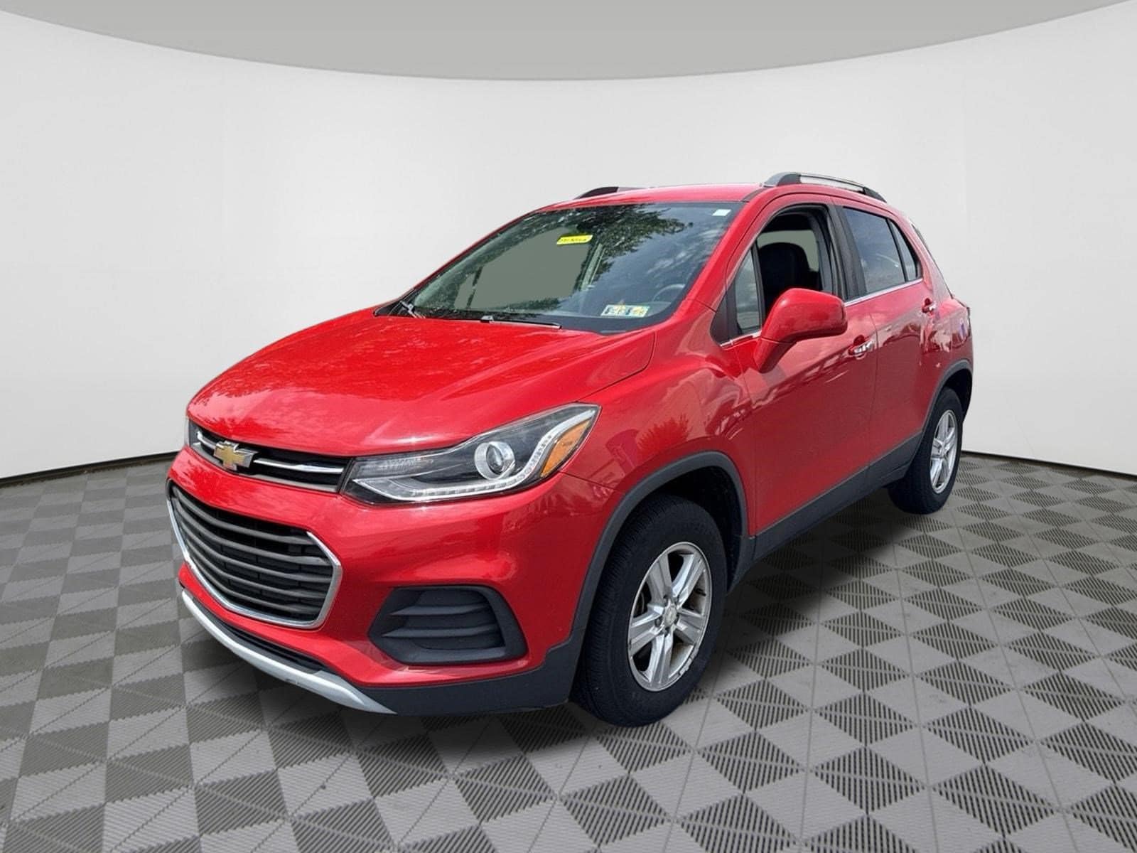 Used 2017 Chevrolet Trax LT with VIN 3GNCJPSB1HL239077 for sale in Royersford, PA