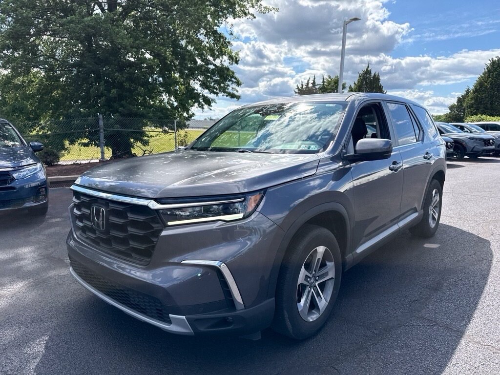 Certified 2023 Honda Pilot EX-L 8 Passenger SUV