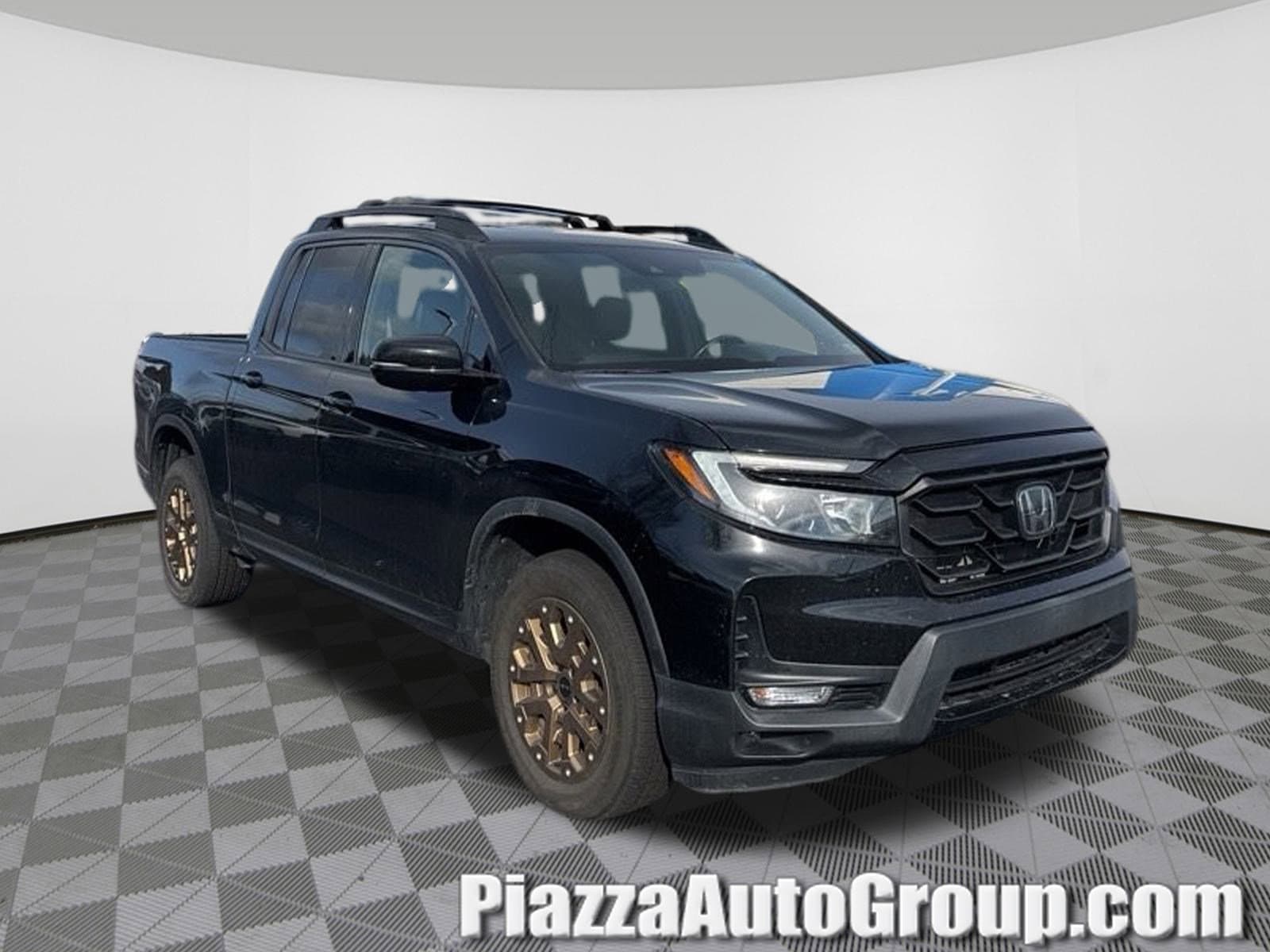 2021 Honda Ridgeline Black Edition's photo