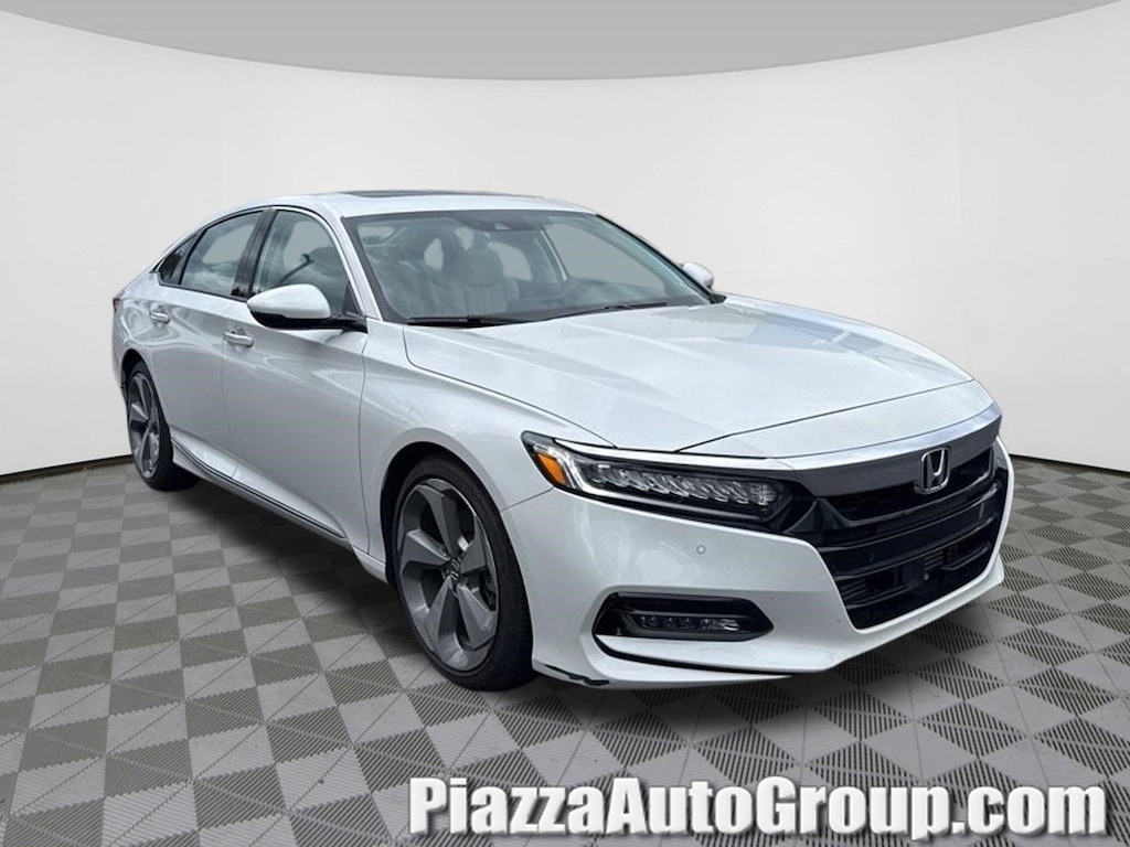 Certified 2018 Honda Accord Touring 2.0T Sedan