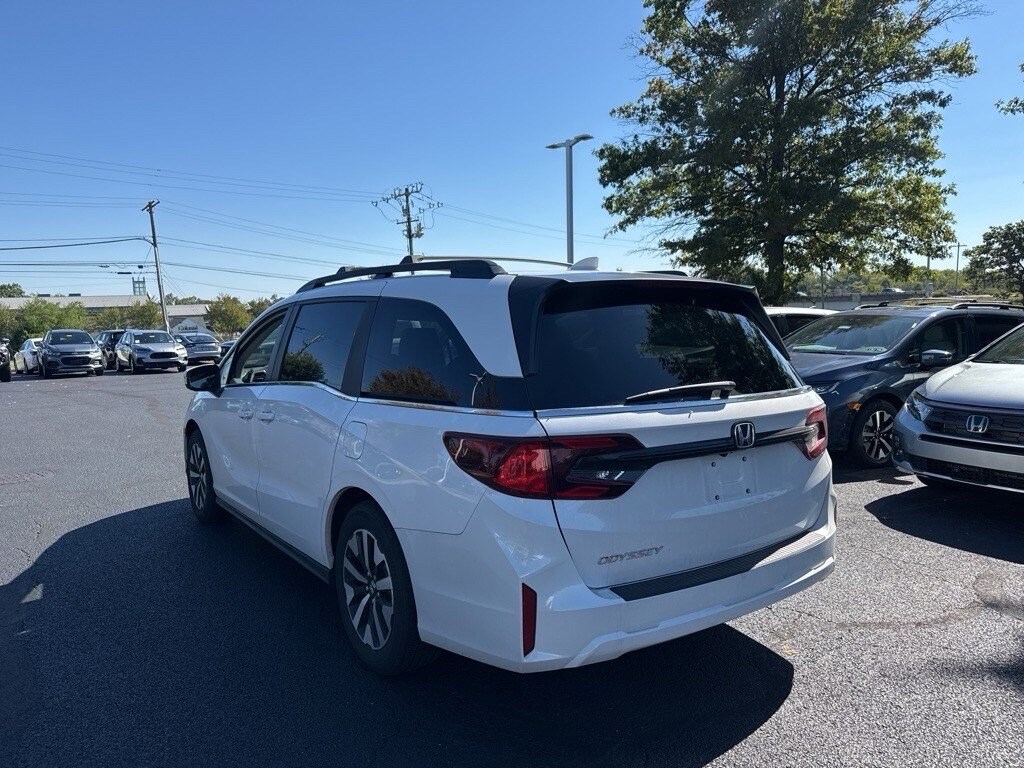 2025 Honda Odyssey EX-L photo 3