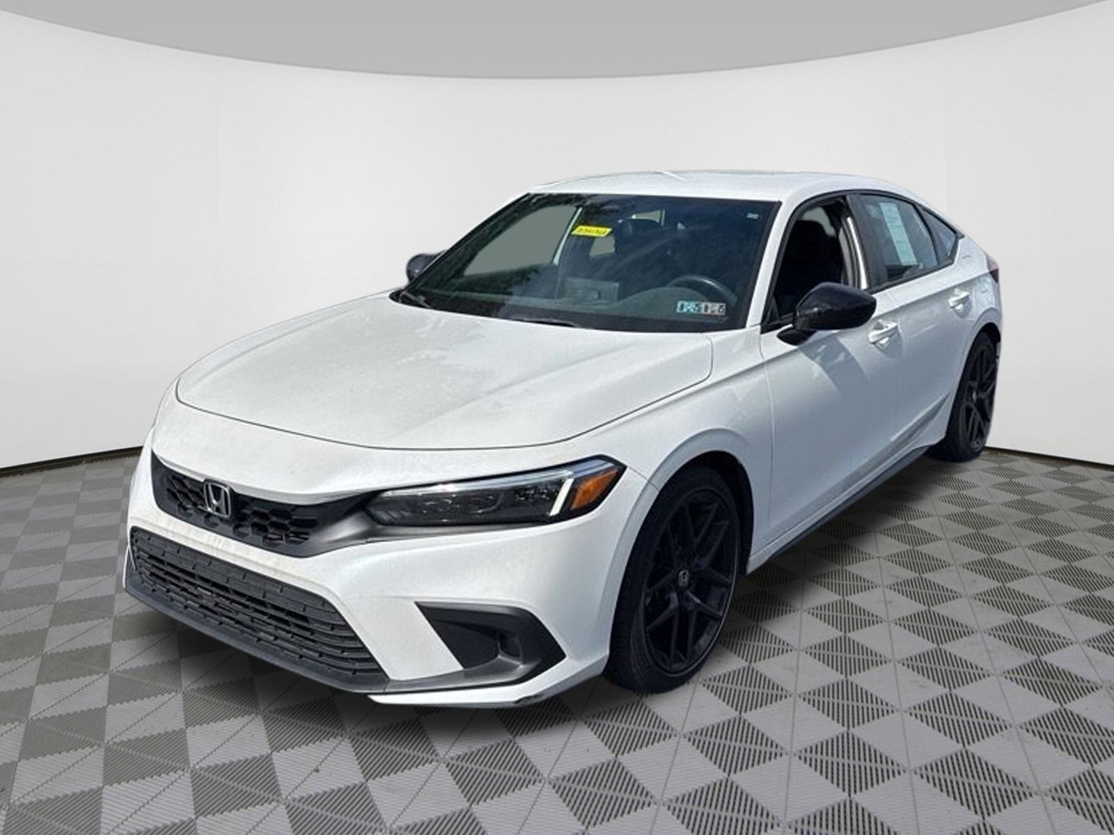 2022 Honda Civic Sport Hatchback photo 2