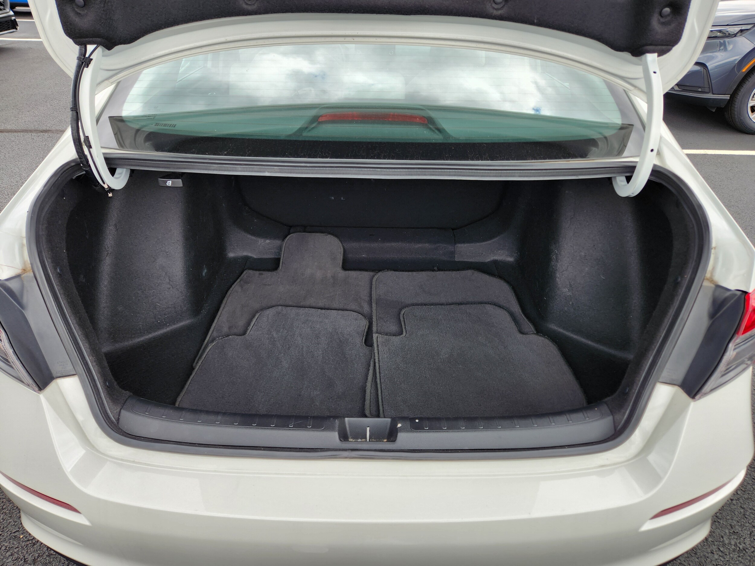 2024 Honda Civic LX - Photo 8