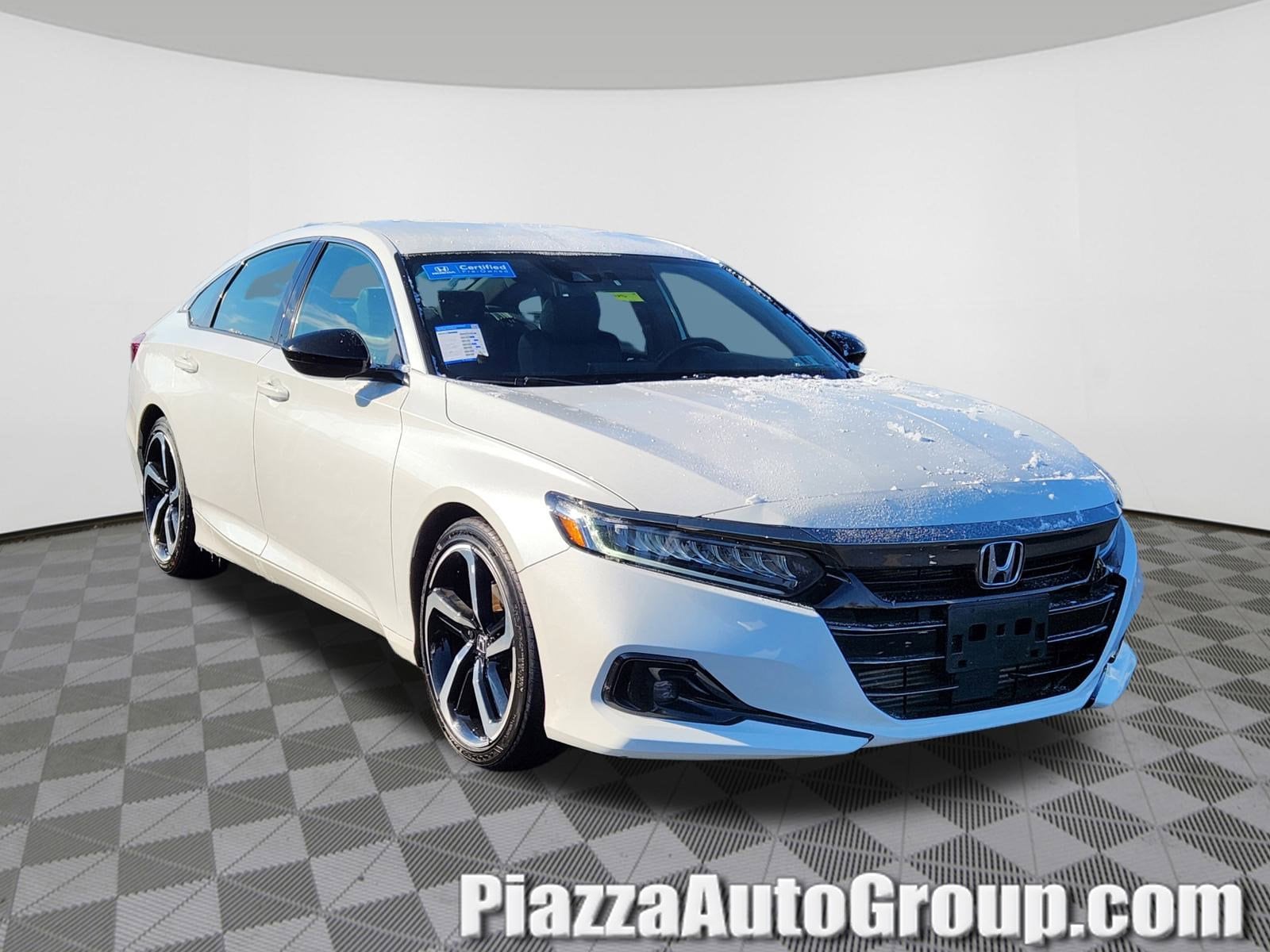 2022 Honda Accord Sport's photo