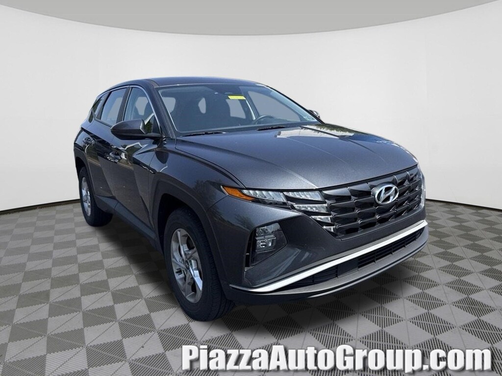 Used 2024 Hyundai Tucson SE SUV