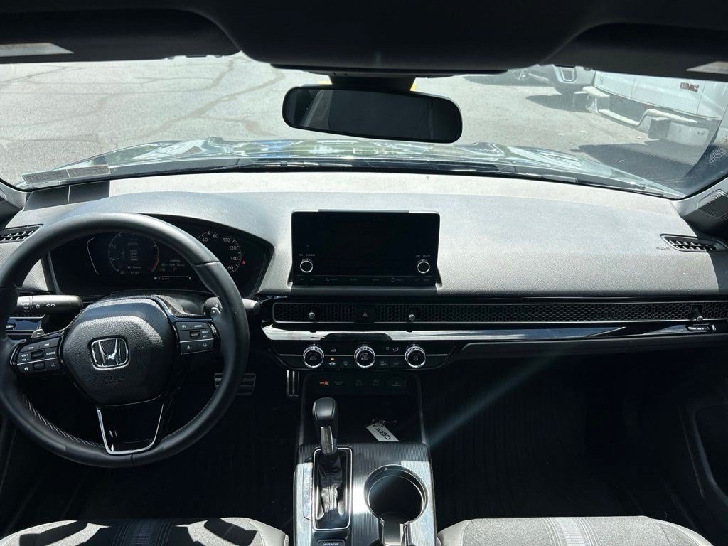 2026 Honda Civic Hatchback Sport - Photo 8