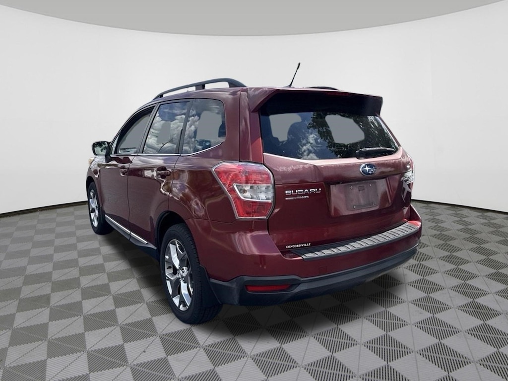 Used 2015 Subaru Forester 2.5i Touring SUV