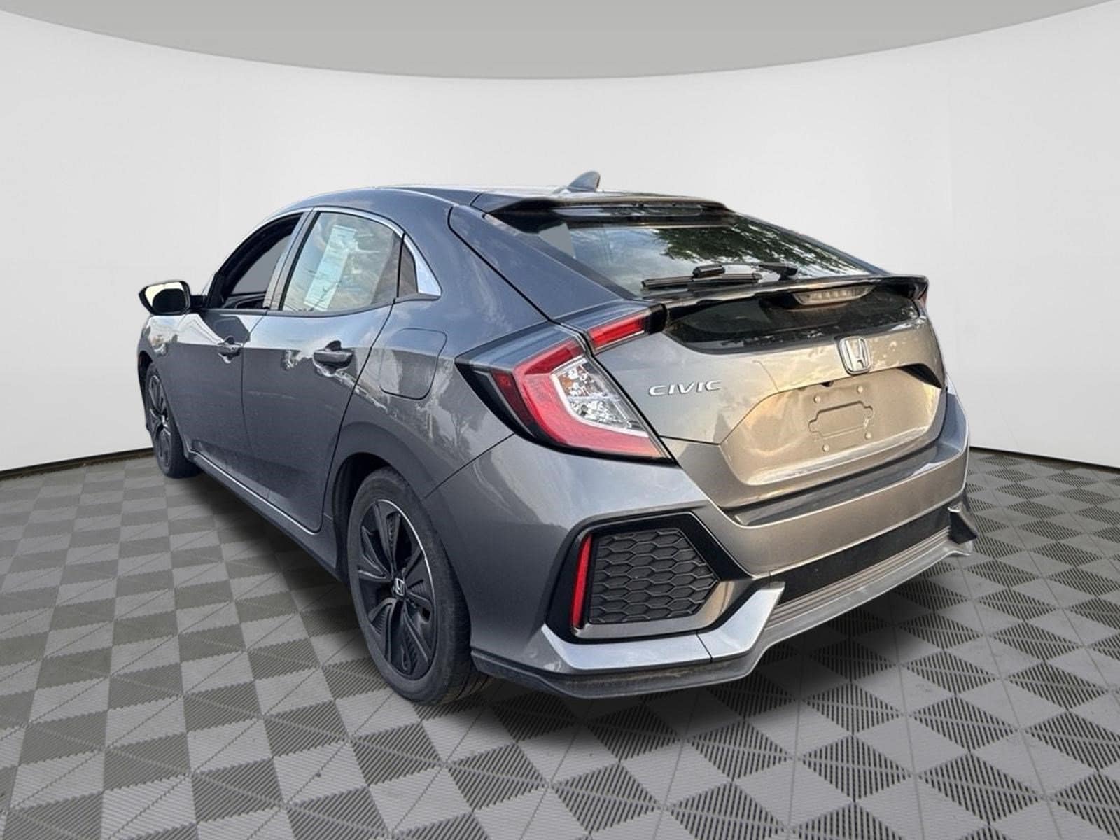 2018 Honda Civic Hatchback EX-L - Photo 3