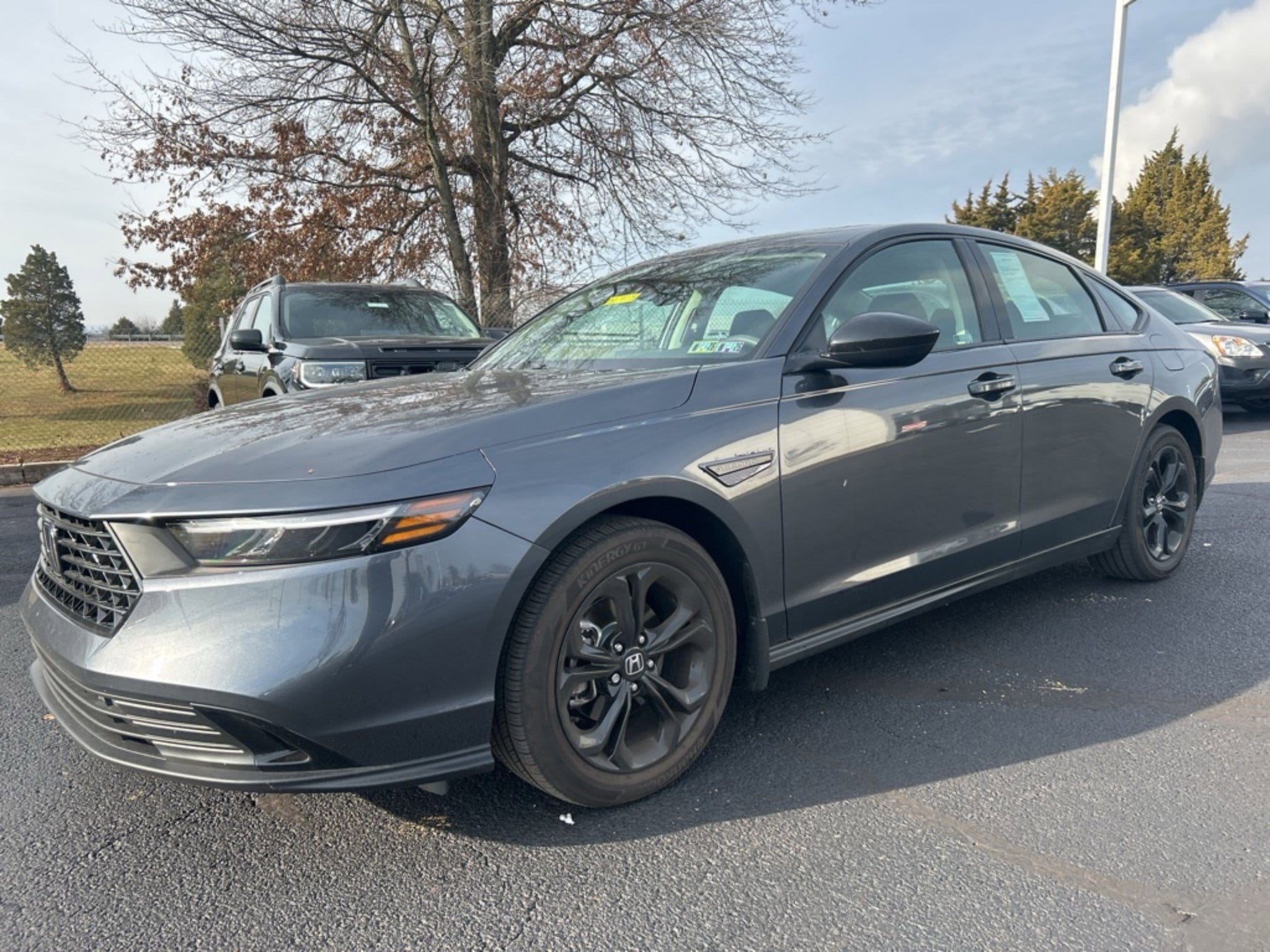 Certified 2025 Honda Accord SE with VIN 1HGCY1F40SA055682 for sale in Kansas City