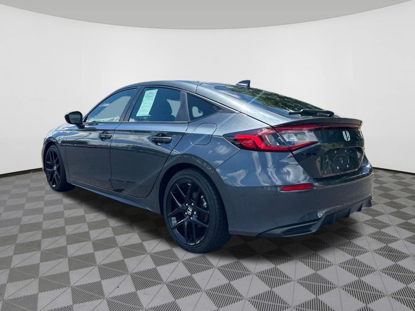 2026 Honda Civic Hatchback Sport - Photo 3