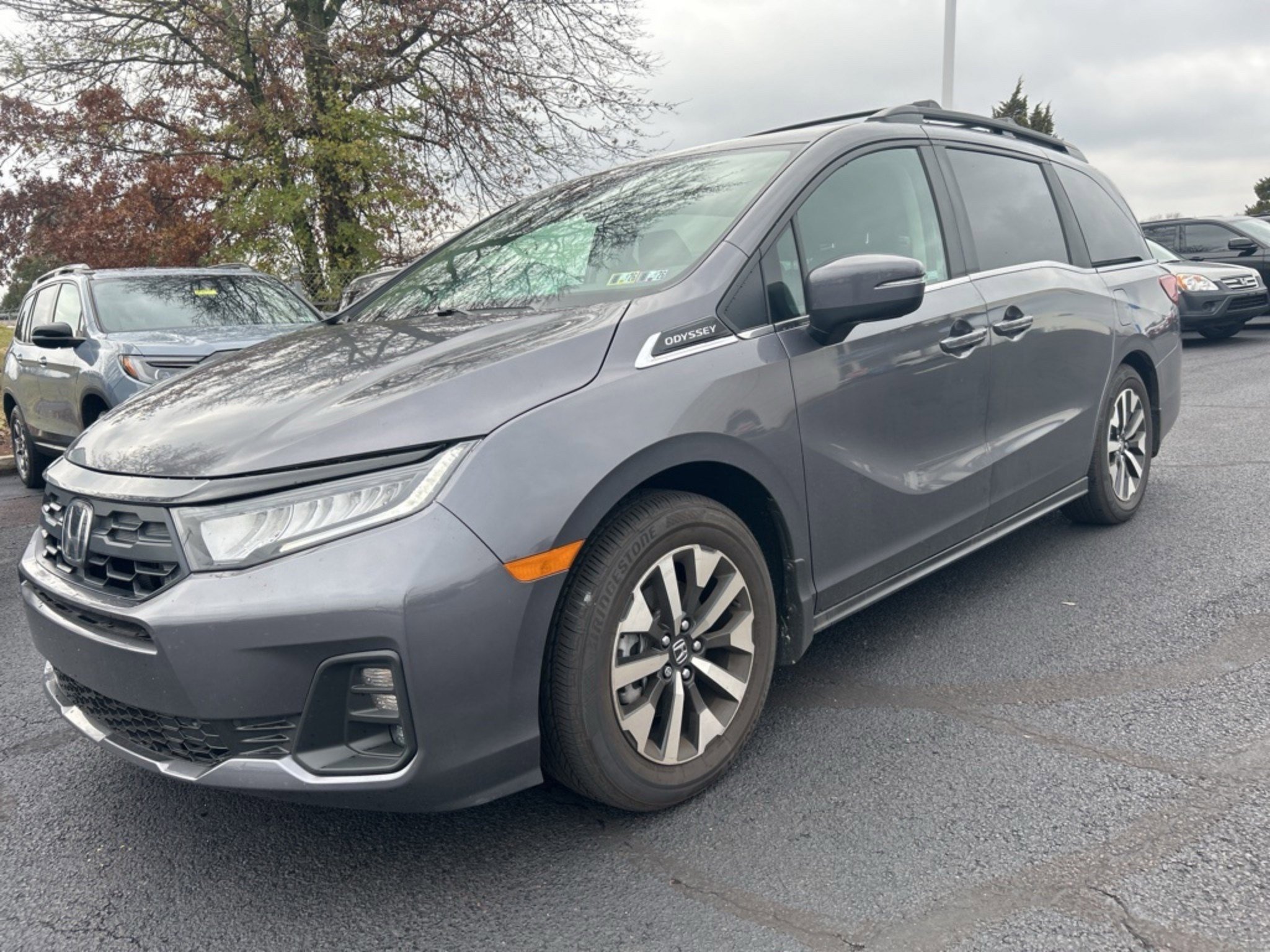 2025 Honda Odyssey EX-L photo 2