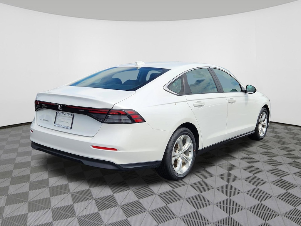 Certified 2023 Honda Accord LX Sedan