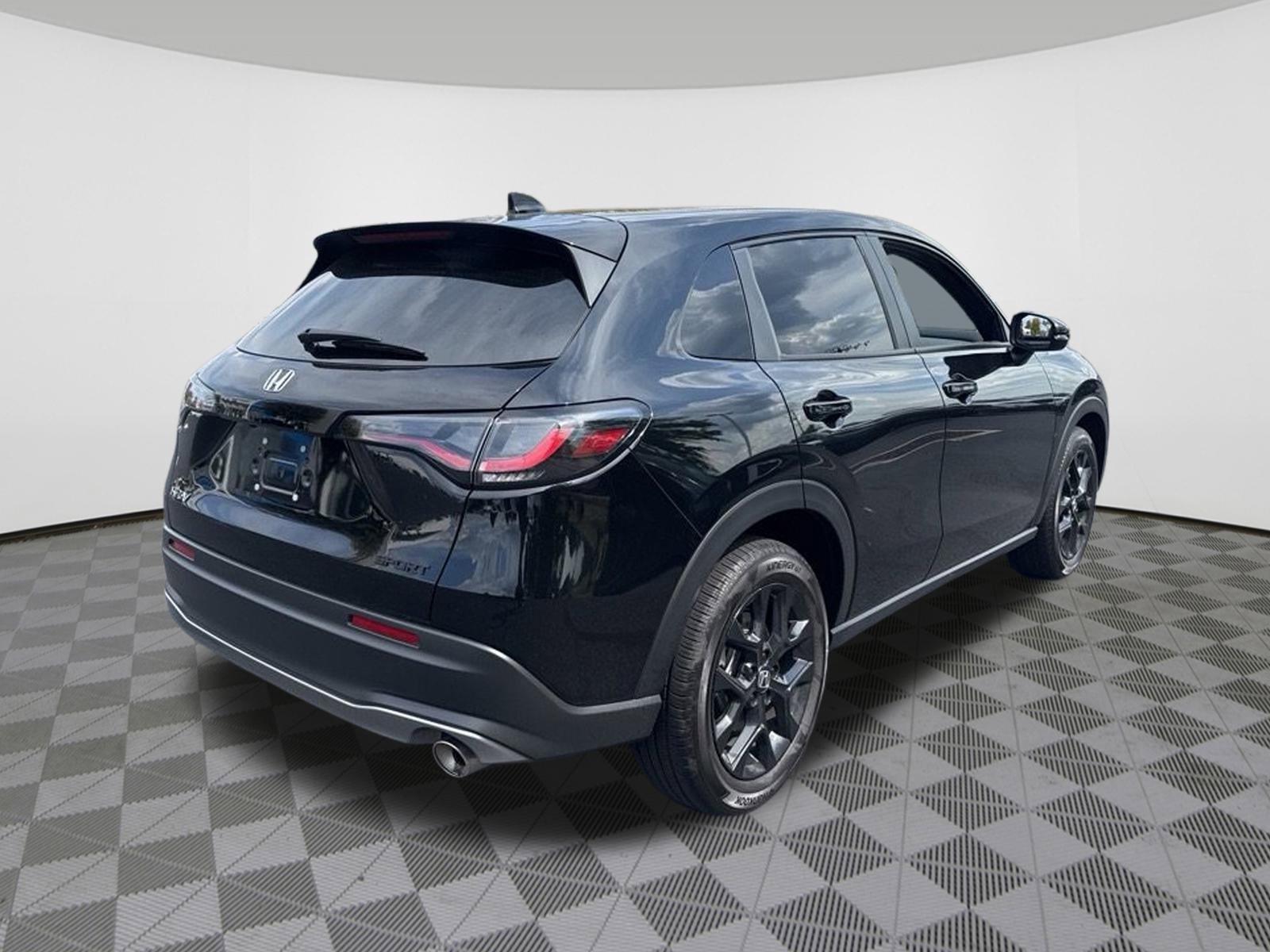 2025 Honda HR-V Sport photo 4