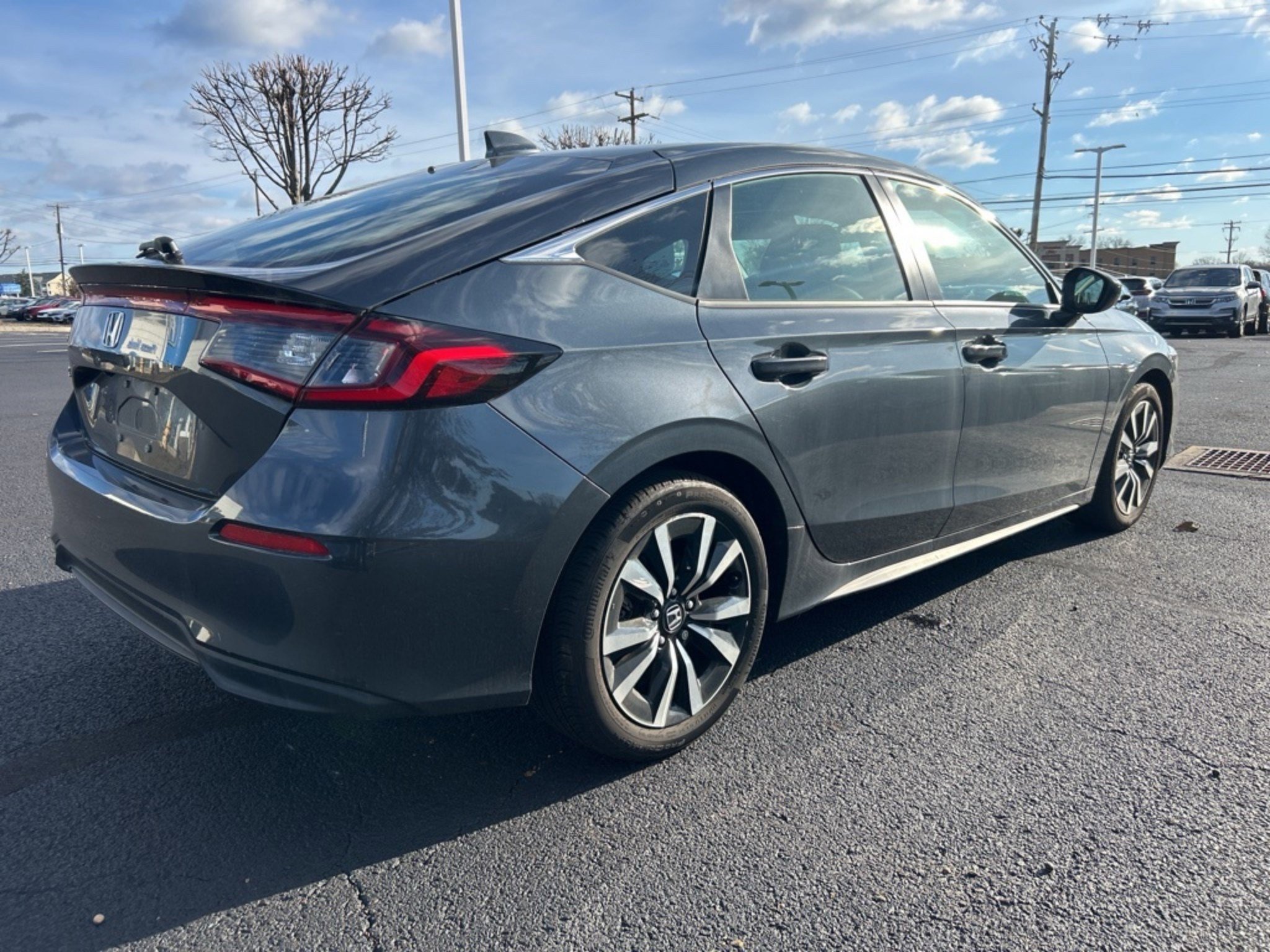 2023 Honda Civic Hatchback EX-L photo 4