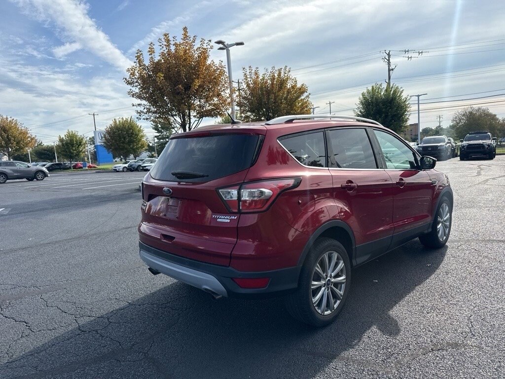 2017 Ford Escape Titanium photo 3