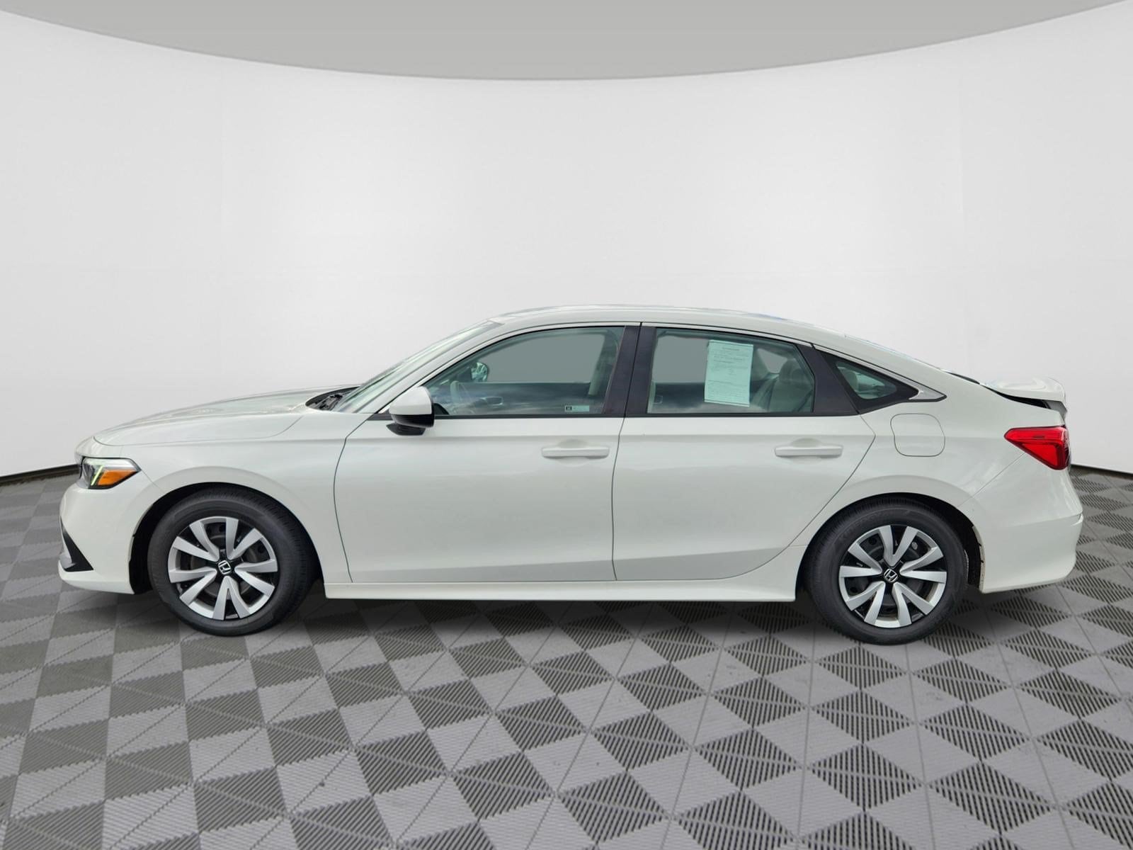 2024 Honda Civic LX - Photo 5