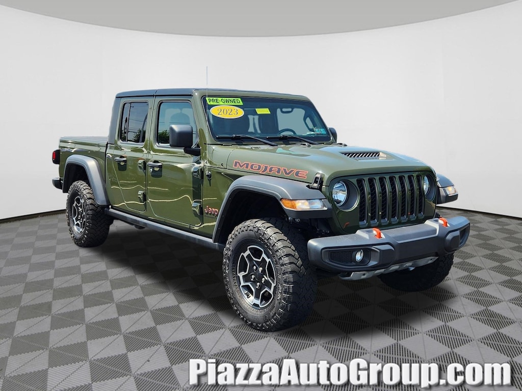 Used 2023 Jeep Gladiator Mojave Truck Crew Cab