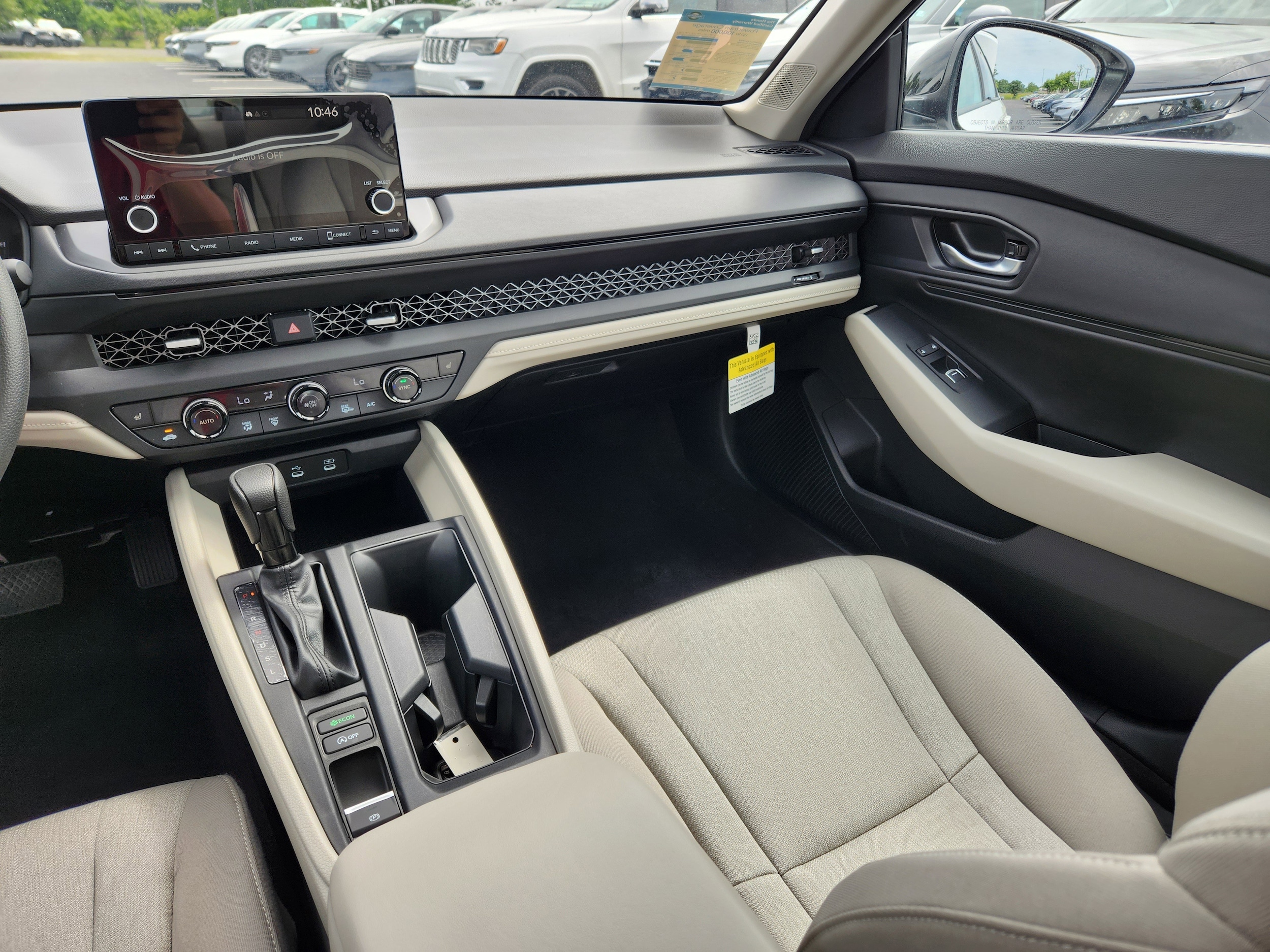 2025 Honda Accord SE - Photo 14