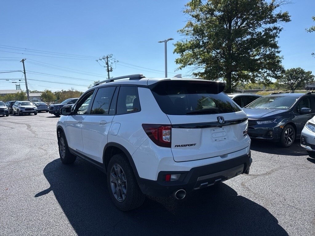2025 Honda Passport TrailSport photo 3