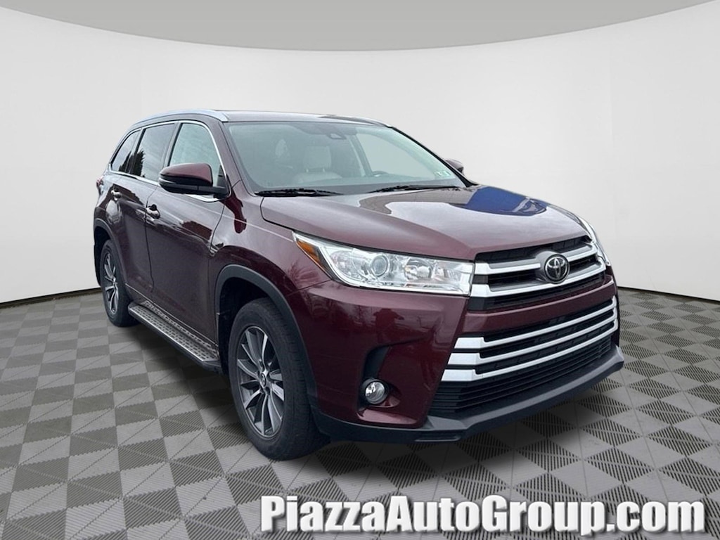 Used 2018 Toyota Highlander XLE SUV