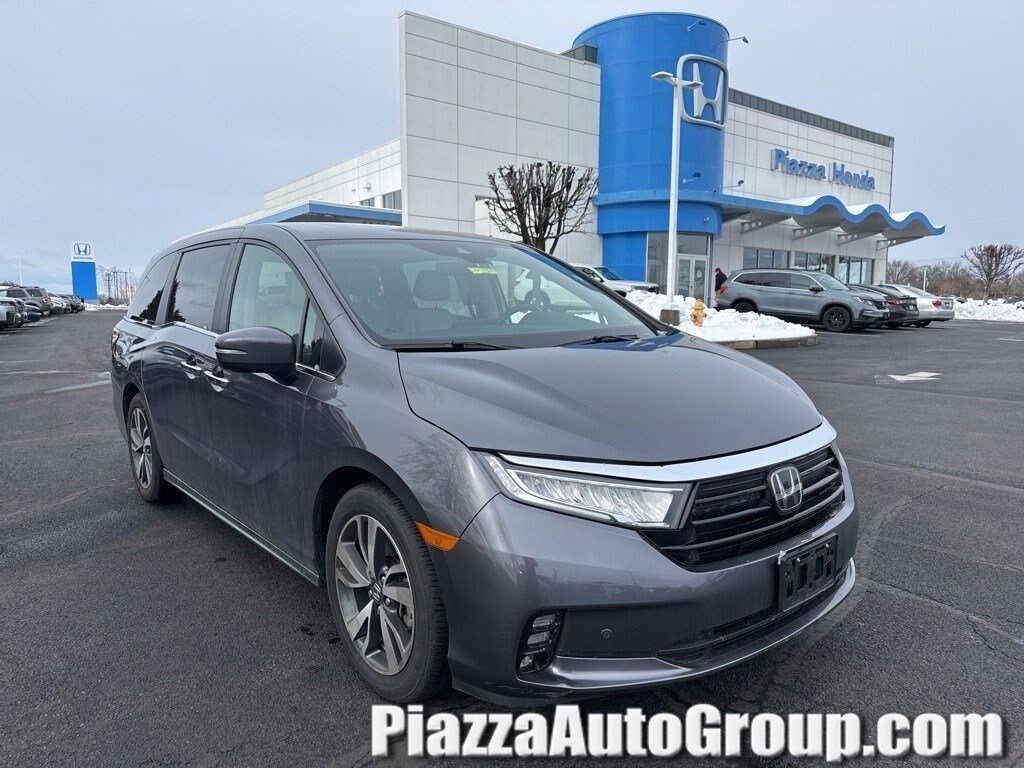 Certified 2023 Honda Odyssey Touring Van