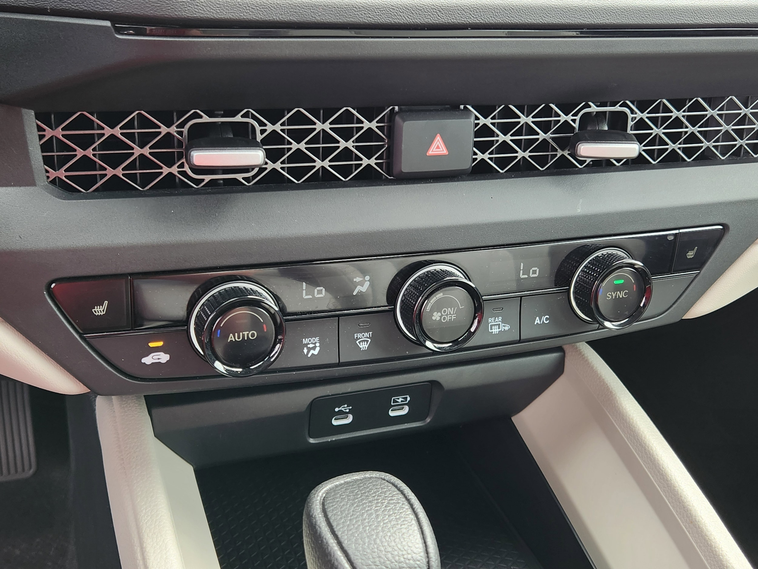 2025 Honda Accord SE - Photo 20