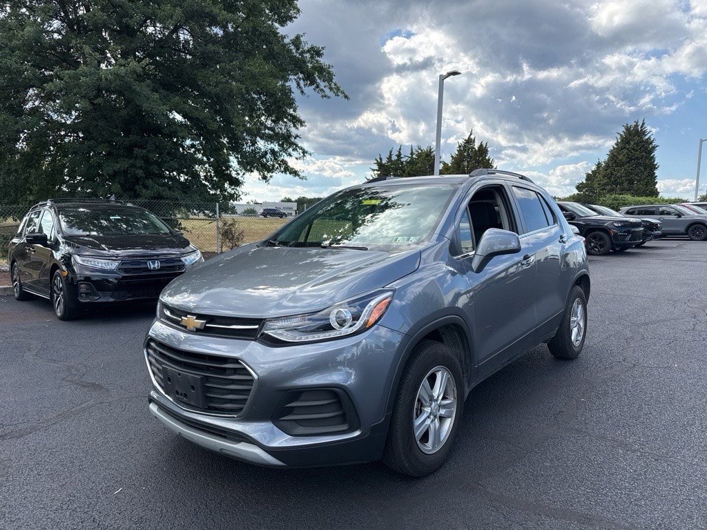 Used 2019 Chevrolet Trax LT with VIN KL7CJPSB8KB769447 for sale in Royersford, PA