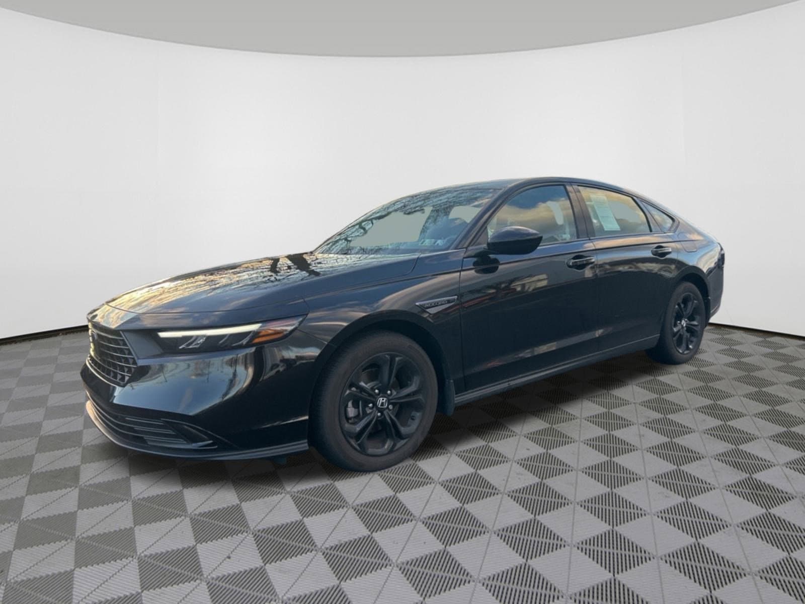 Certified 2025 Honda Accord SE with VIN 1HGCY1F44SA055409 for sale in Kansas City