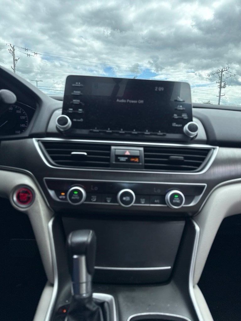 2020 Honda Accord LX - Photo 7
