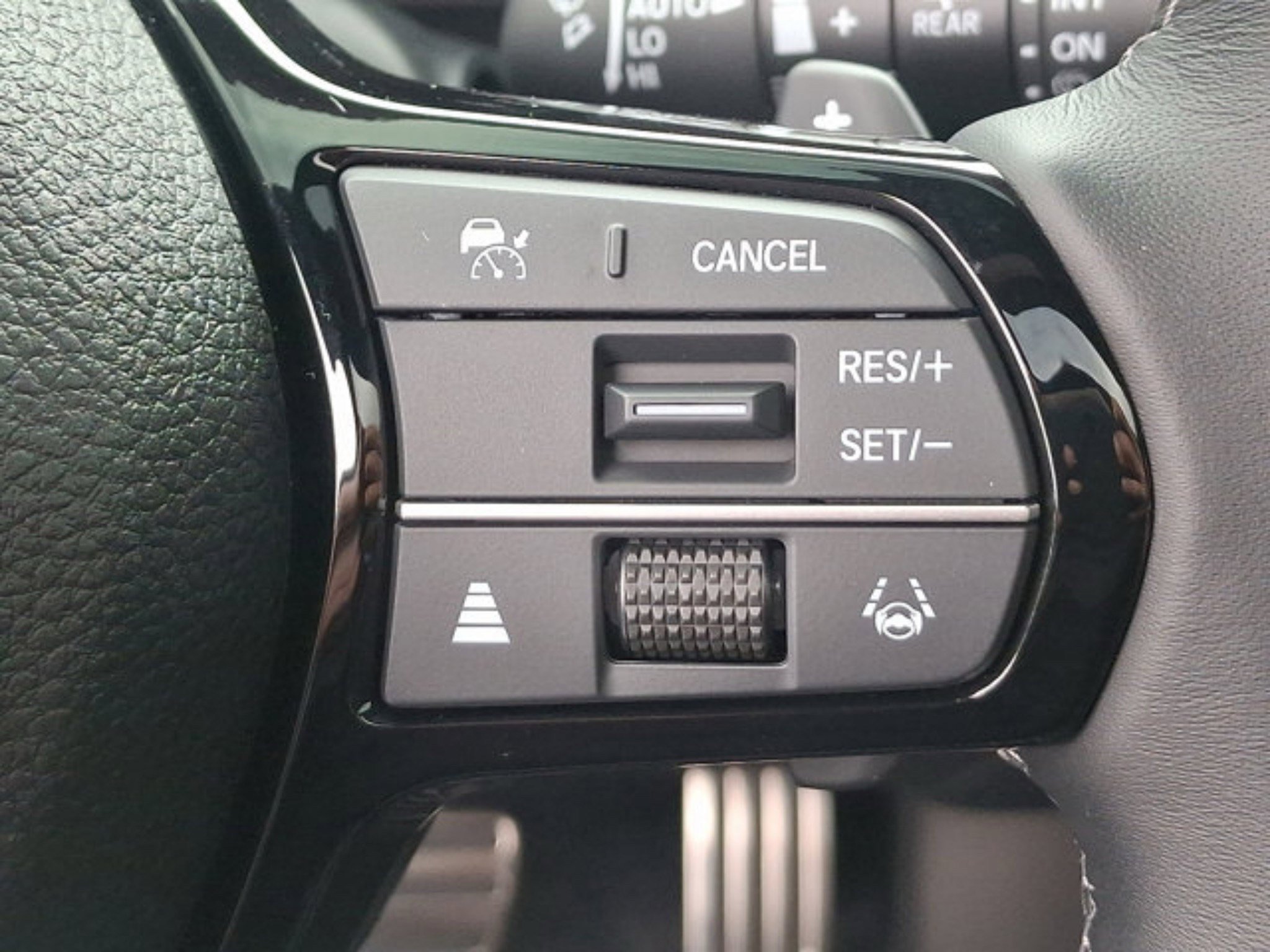 2025 Honda Civic Hybrid Sport Touring photo 2